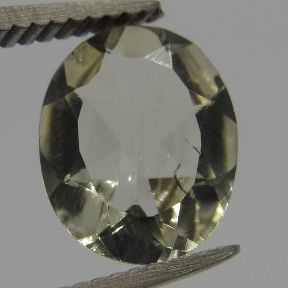 Jewelry - Natural 2 Carat Oval Cut Quartz Gemstone